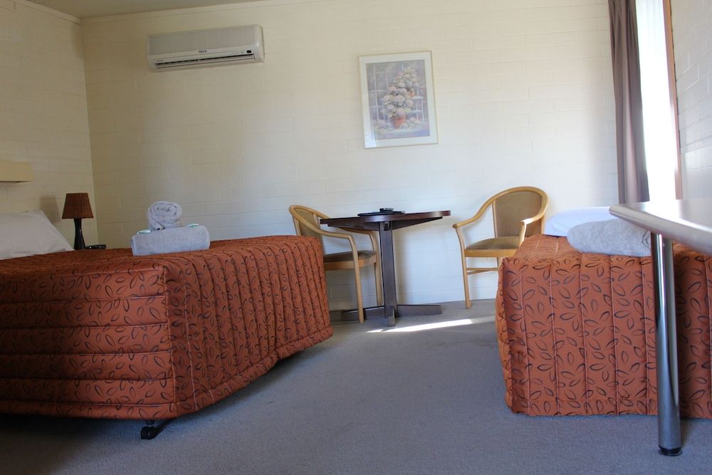 Cobram Colonial Motor Inn 3
