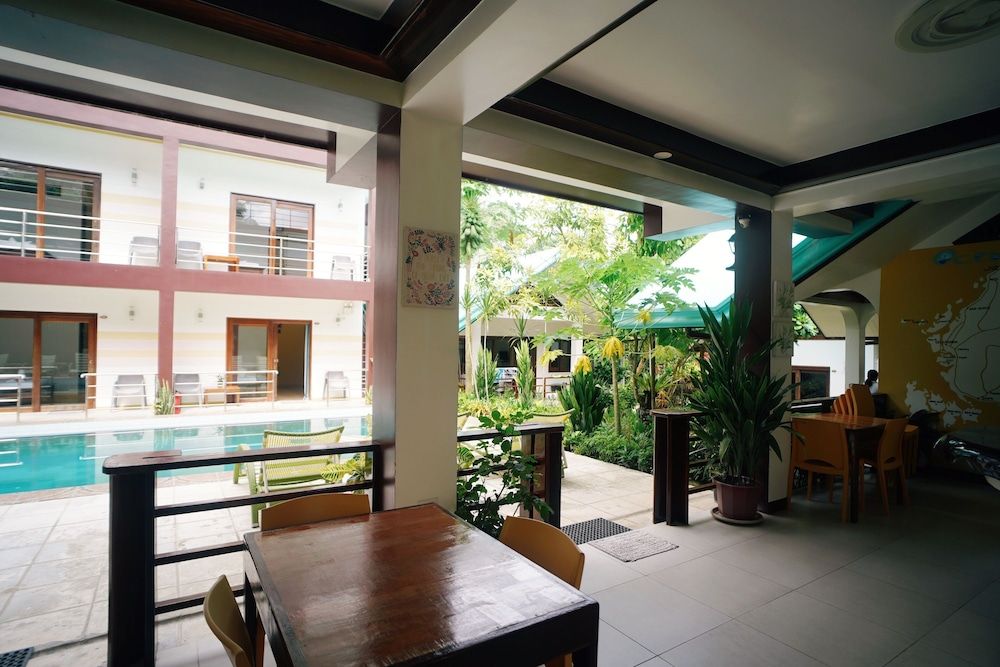 Ocean 202 Homestay 2