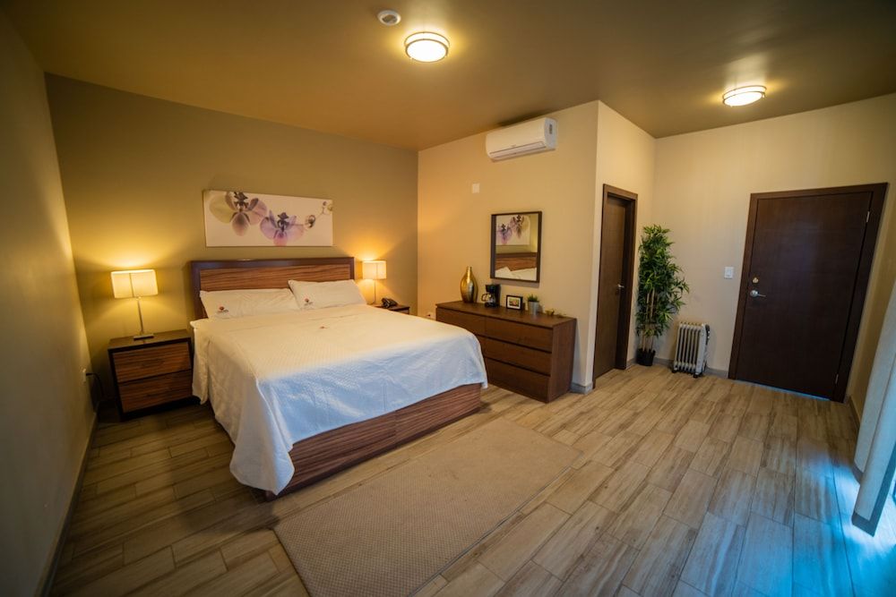 California Comfort and Suites