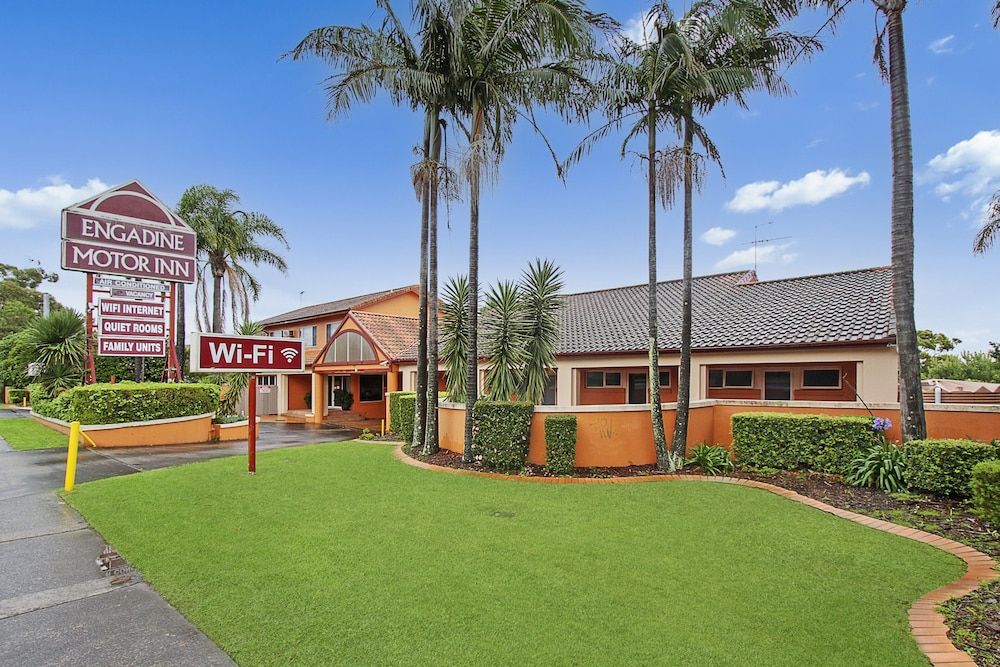 Engadine Motor Inn 1