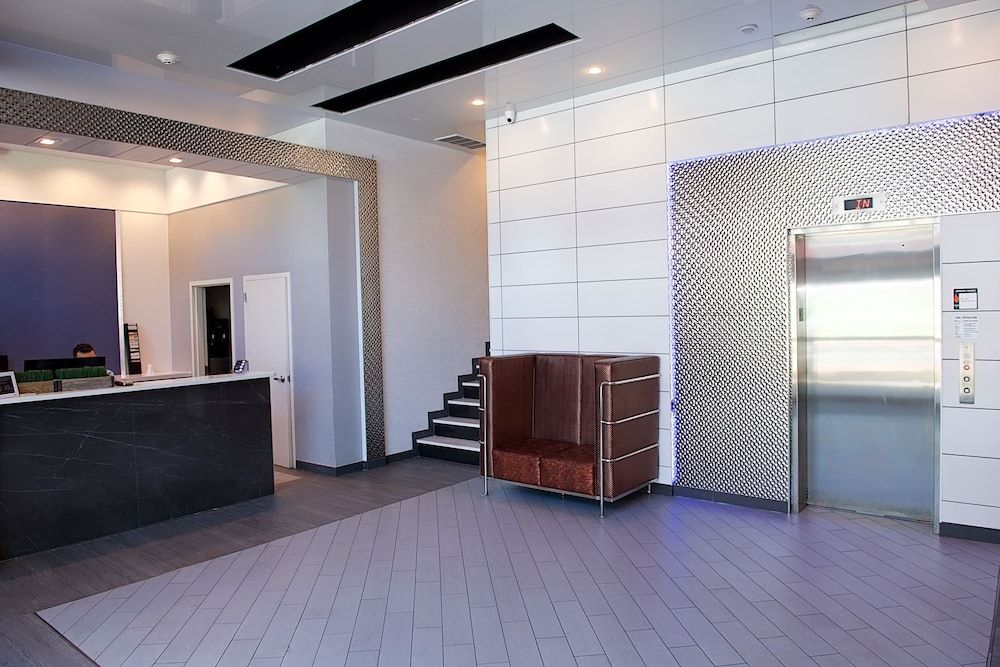 7 Days Hotel Bronx 3