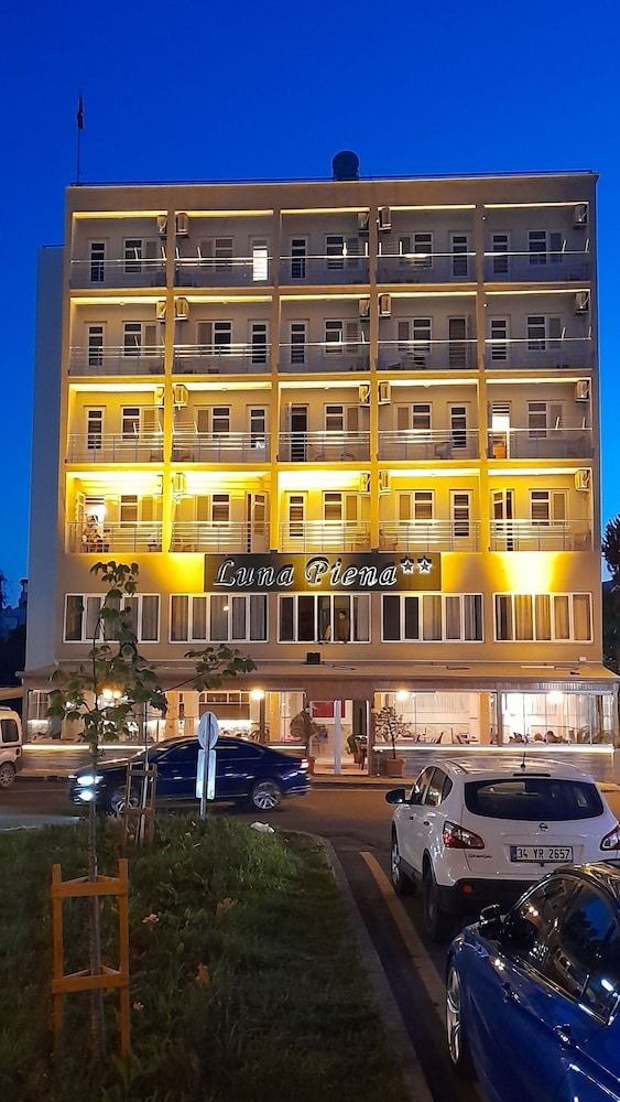 Luna Piena Hotel 2 estrelas em Anamur