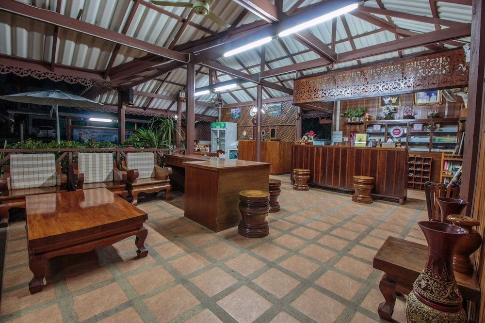 Mitkhoonyoum Hotel 3