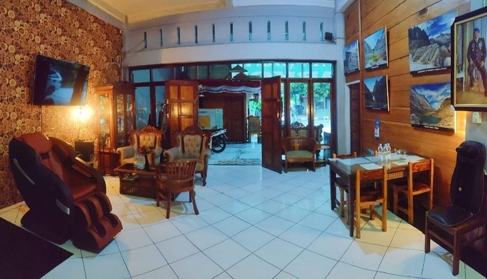 The Carstensz Homestay 2