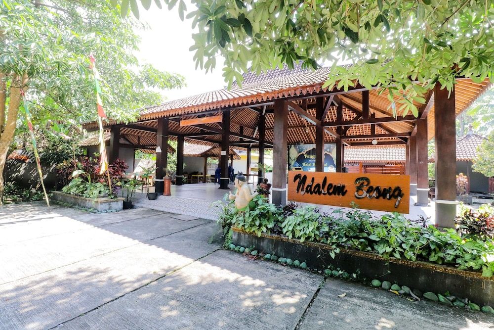 Omah Rohadi Syariah by Ndalem Beong