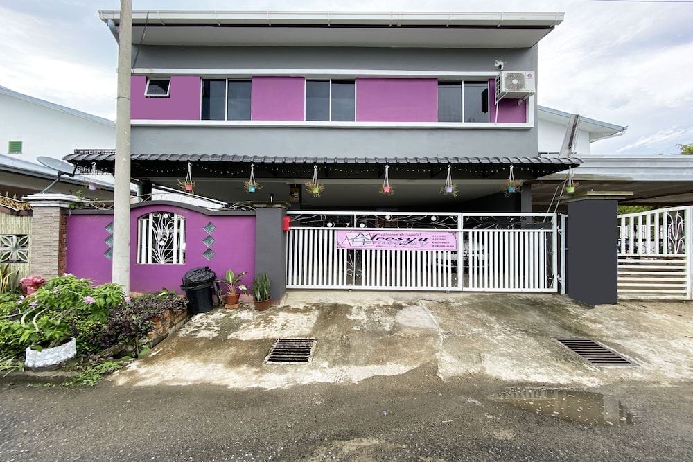 OYO 90198 Aleesya Homestay