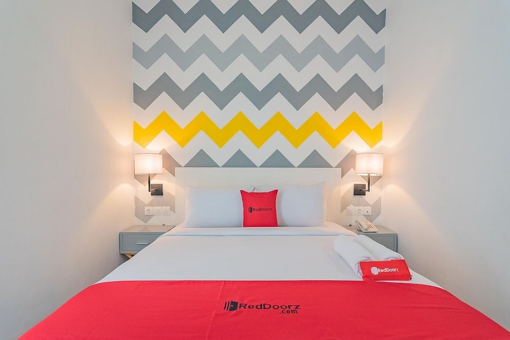 RedDoorz Premium @ Hotel Hebat -1 estrellas en Bandung
