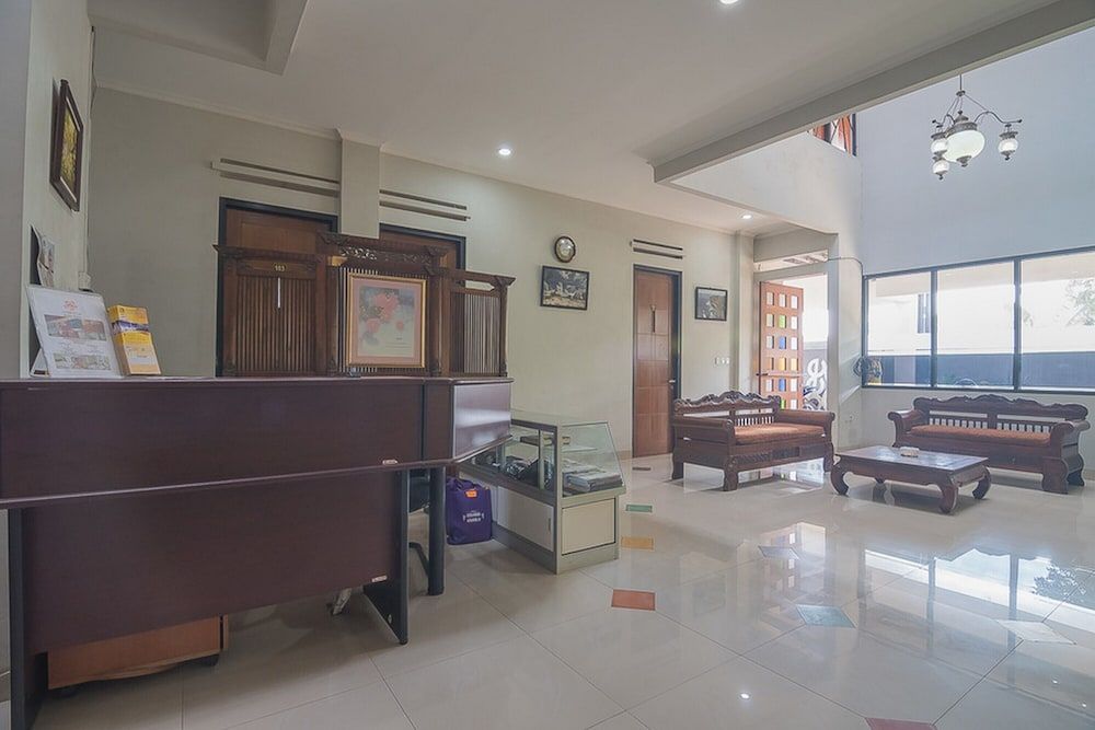 RedDoorz Syariah near Krida Nusantara 3