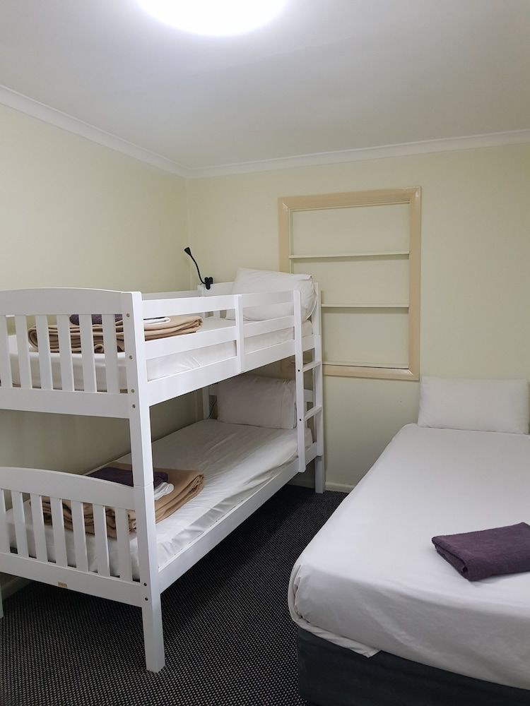 Canberra Ave Villas 3