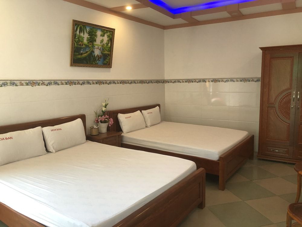 Hoa Ban Hotel