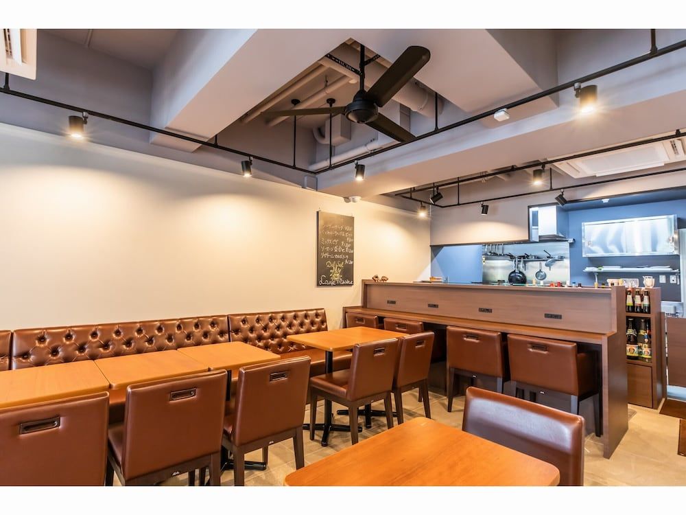 Yenn's Marina Inn Mercy 3