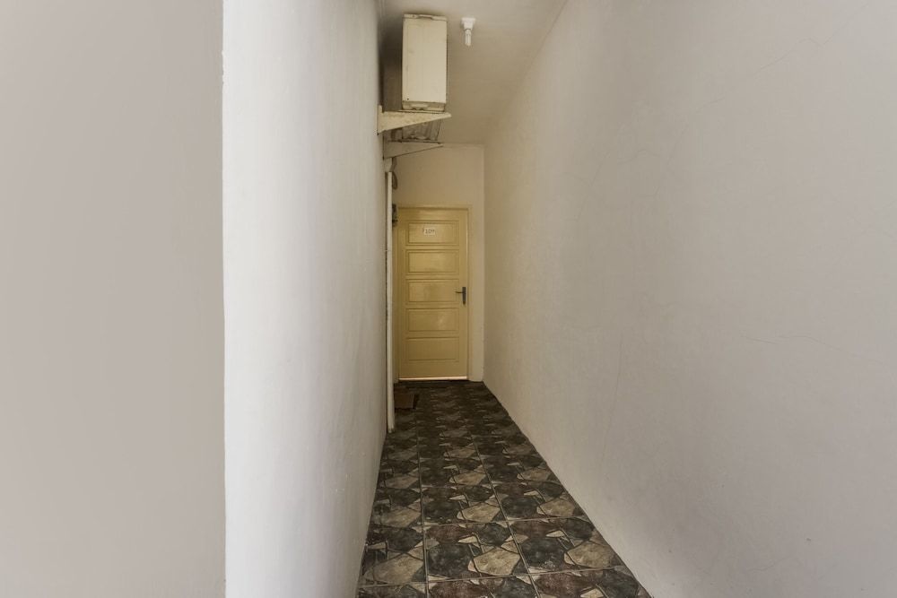 OYO 3907 Mine Residence 3