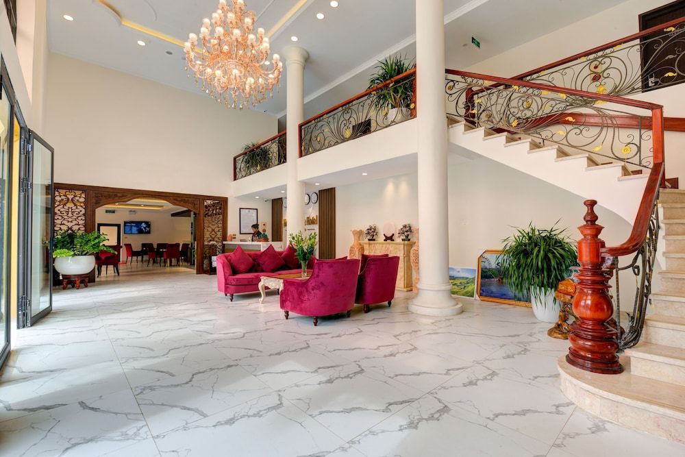 Heaven Gate Hotel O Quy Ho 2