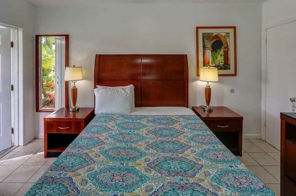 Green Seas Motel 2
