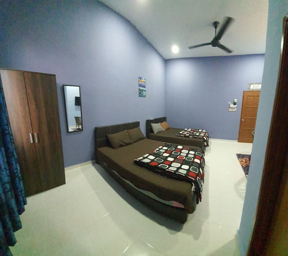 OYO 90252 Penginapan Wahee 2 estrelas em Kuala Terengganu