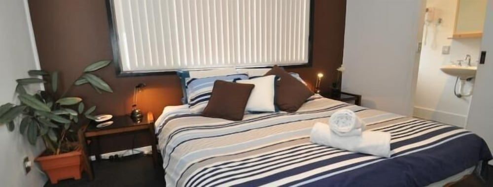 Beachfront Apartments Narooma 2