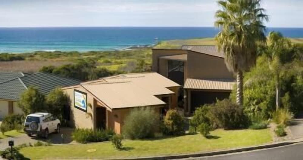 Beachfront Apartments Narooma