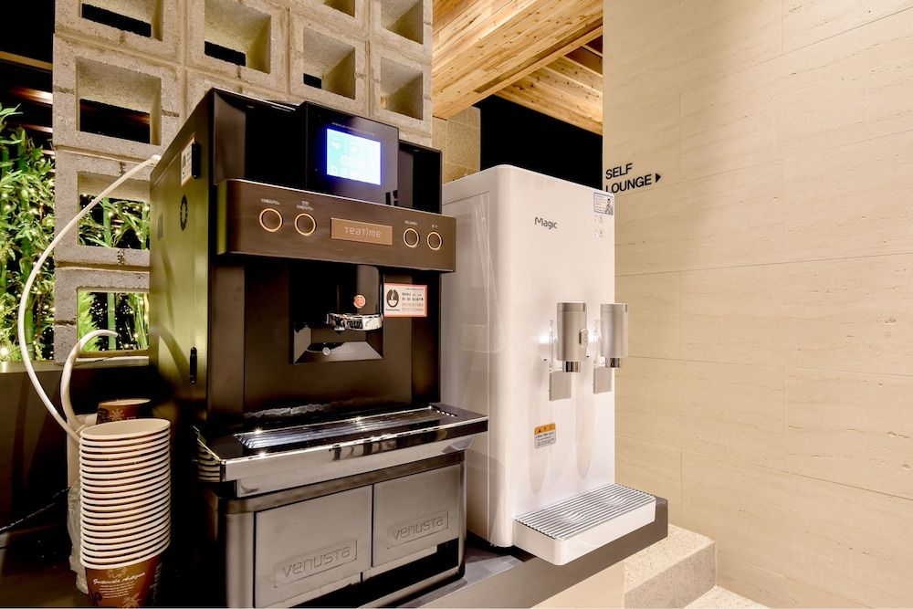 BLANC Business Hotel 2