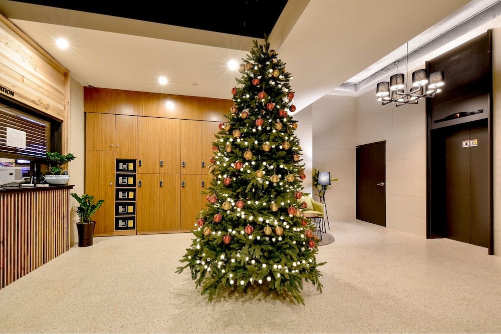 BLANC Business Hotel 3