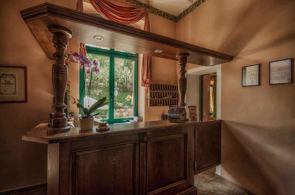 Gasthaus & Hotel Zur Henne 2