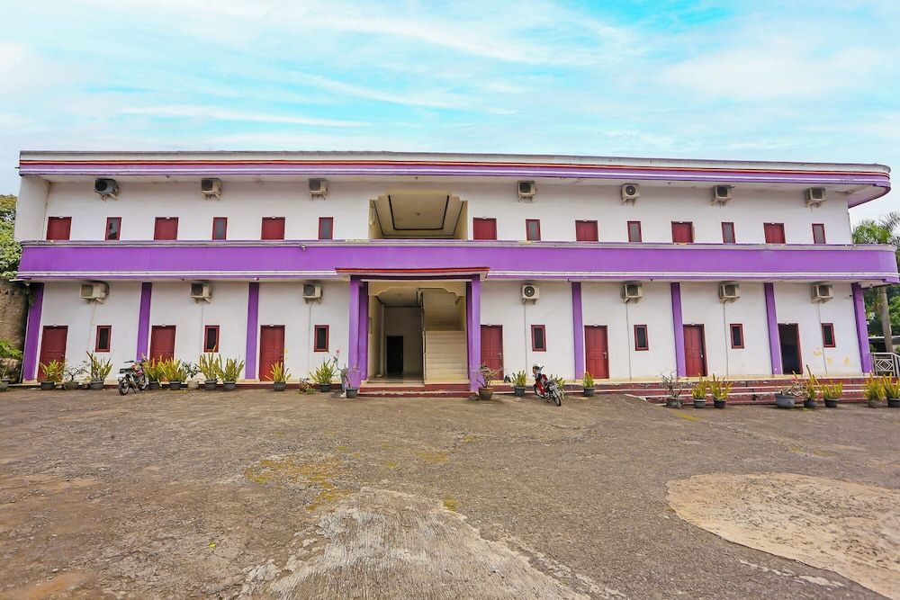 Super OYO 3978 Hotel Danau Indah 2 estrellas en Bekasi