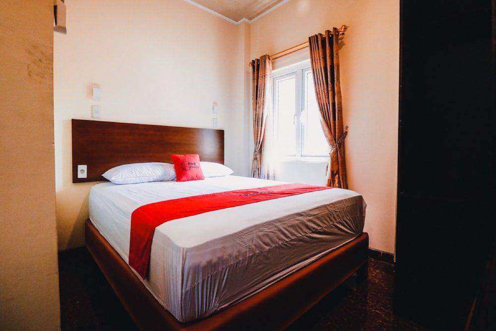 RedDoorz near Halim Perdanakusuma 3 1
