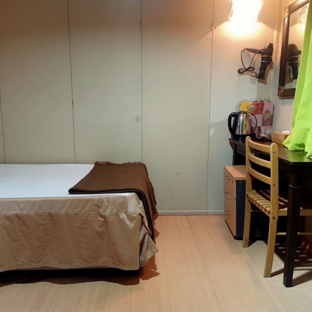 OYO 90366 Home Valley Guesthouse Tambunan 2
