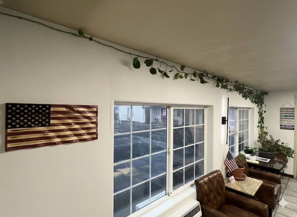 Americas Best Value Inn Eugene 3