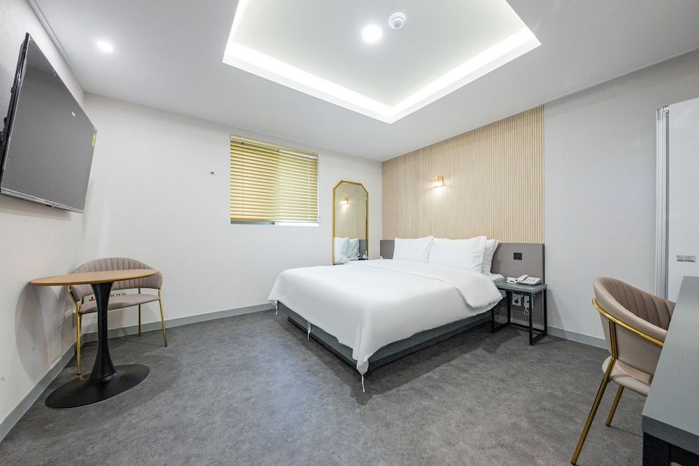 Hotel 24st Prestige 3