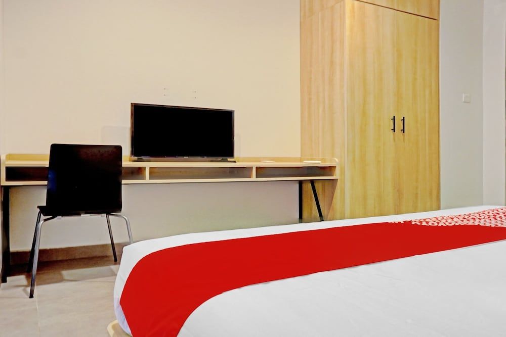 Super OYO Capital O 90635 Tango Juliet Residence 3