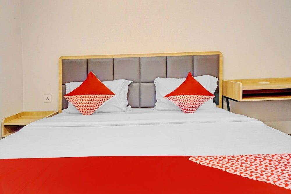 Super OYO Capital O 90635 Tango Juliet Residence 2