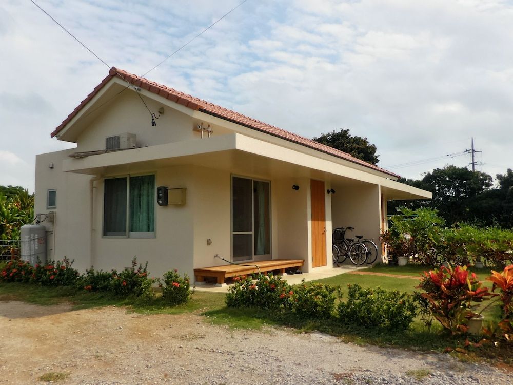 Kaeruya -1 estrellas en Nakijin