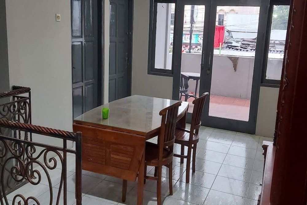 OYO 90766 Gardenia Boarding House 3