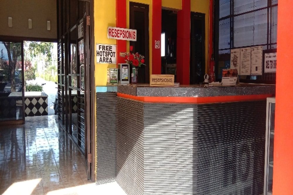 OYO 90627 Hotel Mutiara 3