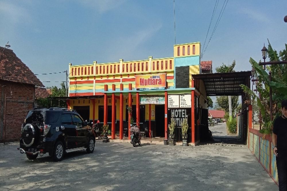 OYO 90627 Hotel Mutiara 2 estrelas em Ponorogo