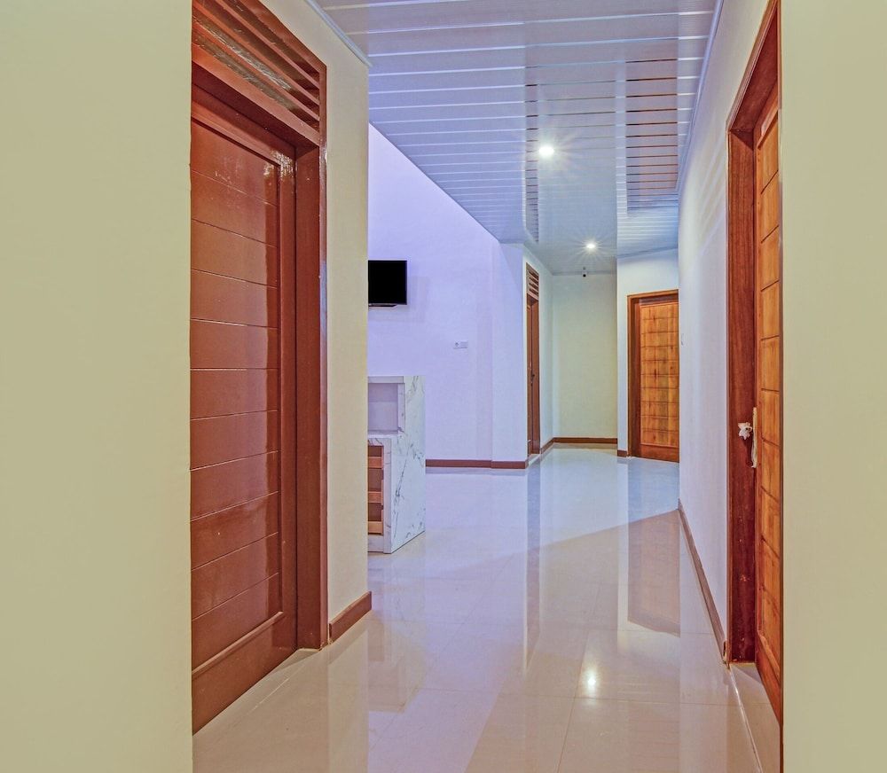 Capital O 90643 Suri Guest House Syariah 3