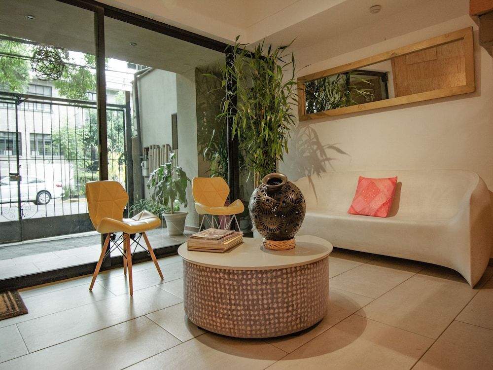 Capital O Hotel Terraza 158 2