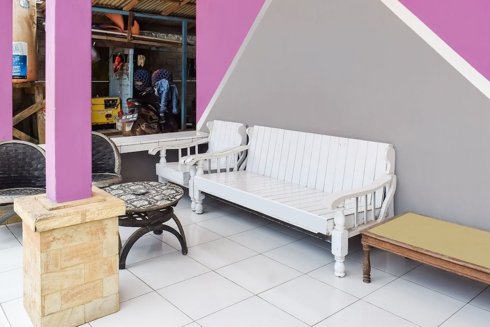 OYO 91147 Penginapan Widodo 3