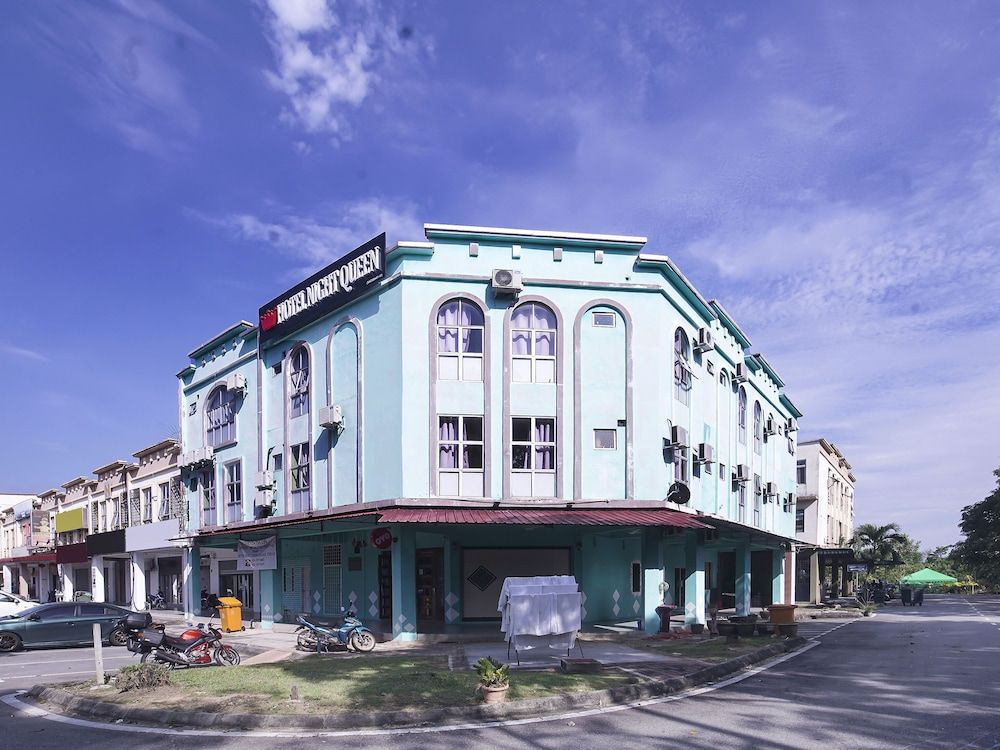 Hotel Night Queen salak Tinggi 2 estrelas em Sepang