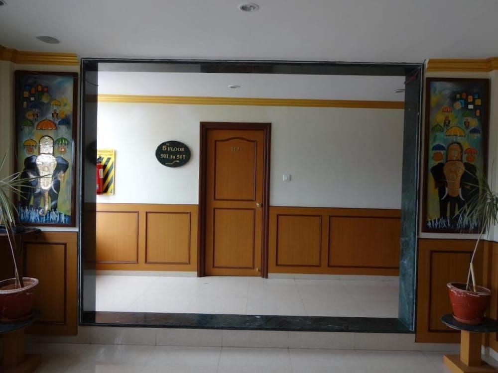 Nahar Manchester Inn 3