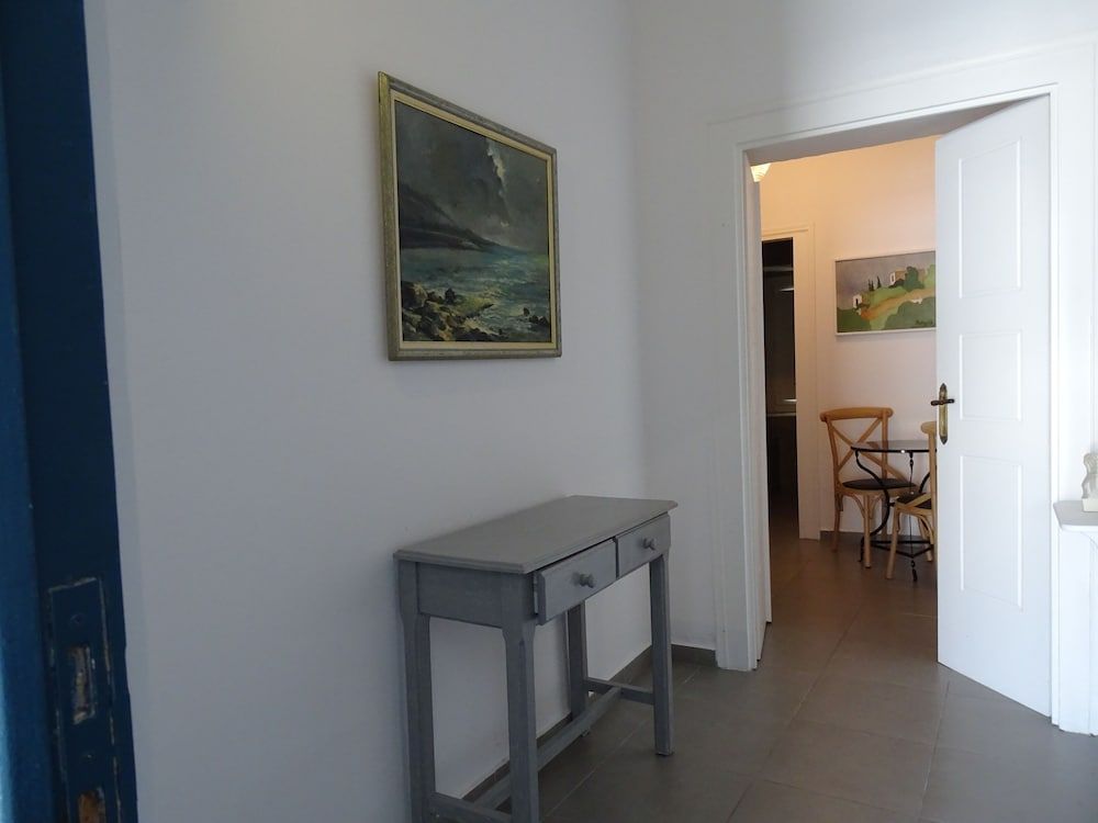 Neoklassiko Koukouli 3