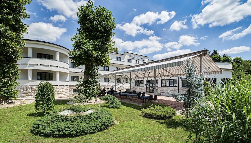 Hotel Korona 3 estrelas em Harkány