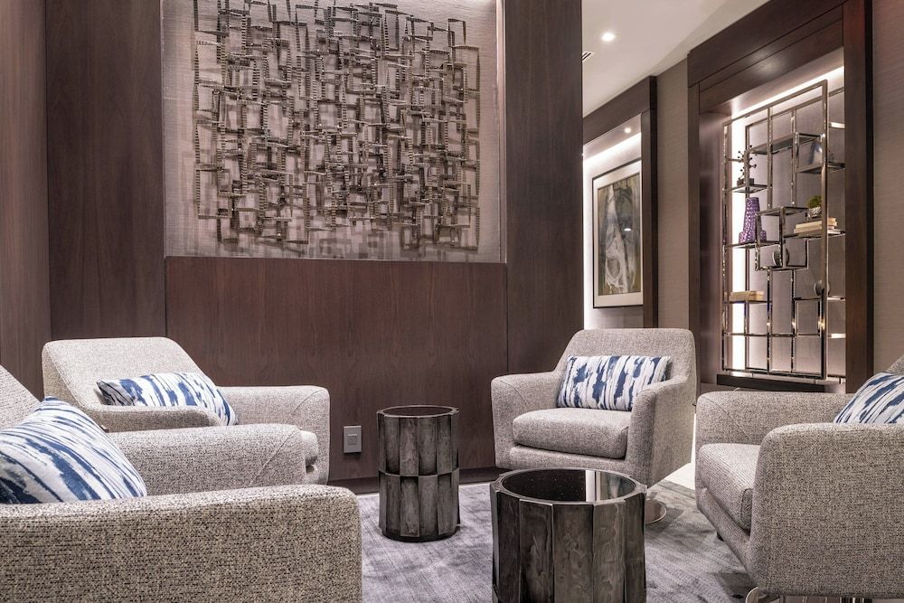 Residence Inn by Marriott Weehawken 2