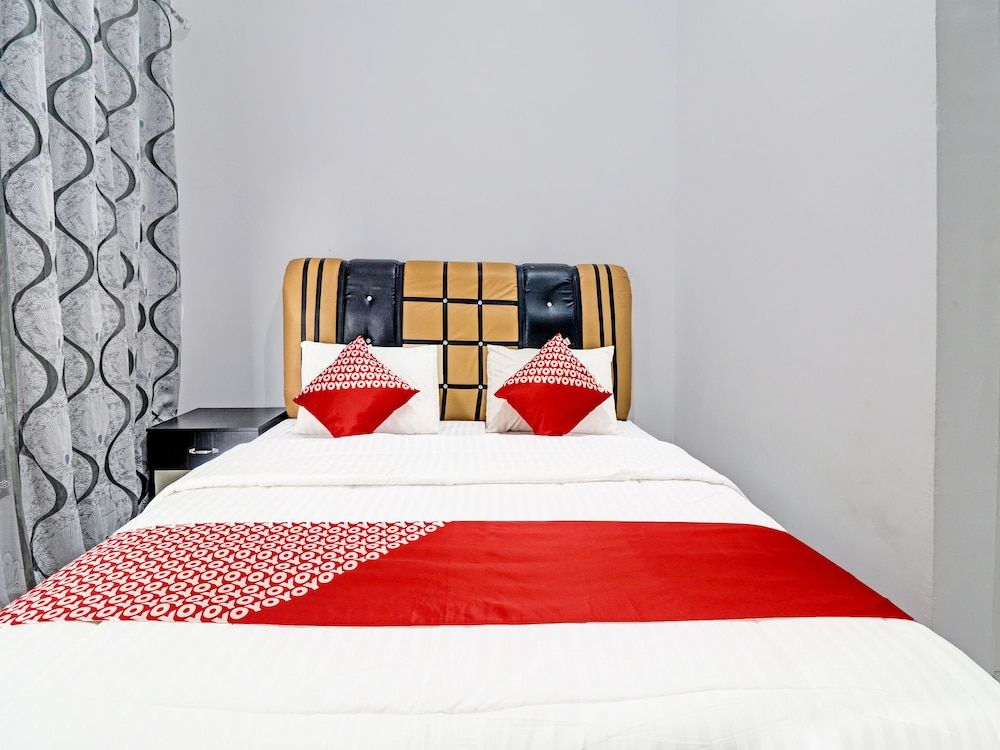 OYO 91203 Naufal Residence Syariah 3