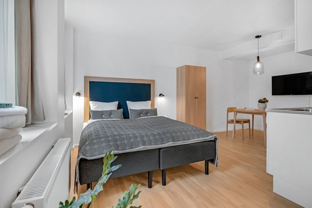 STUDIO1A Hotel Apartments 3