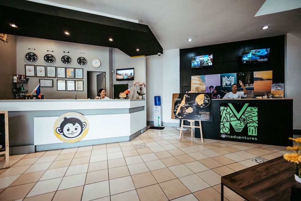 Mad Monkey Cebu City - Adults Only 2