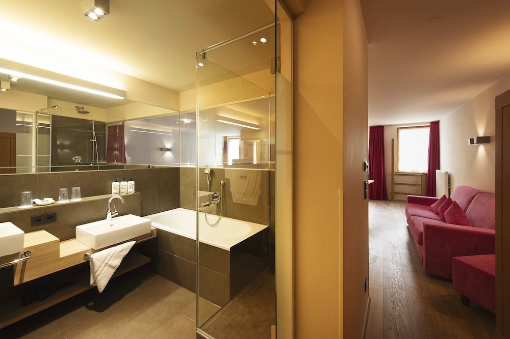 Almhof Family Resort & SPA 2