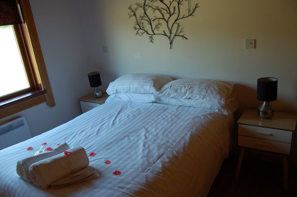 Watermeadow Lakes & Lodges 3