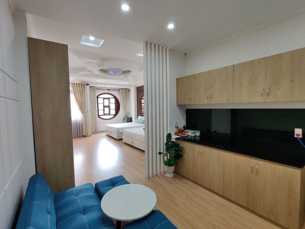 Winter Spring Homestay Center 1
