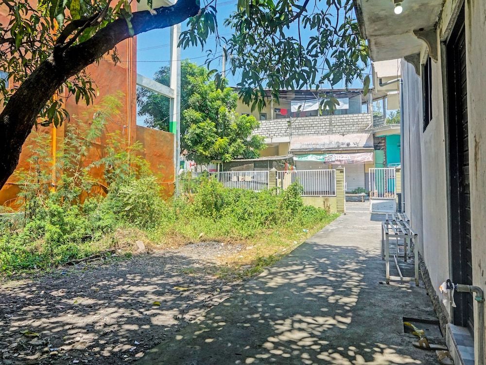 OYO Life 91600 Syariah Army Kost & Homestay 3